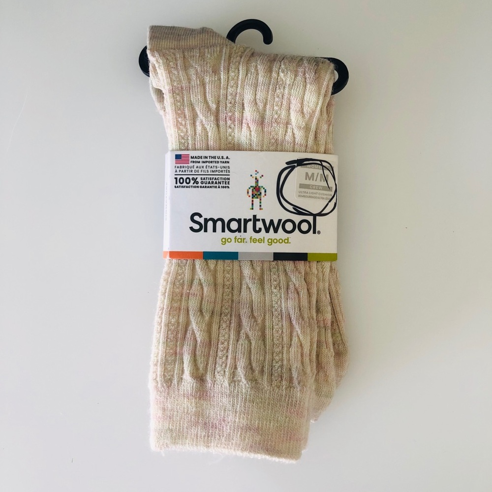 SMARTWOOL cable crew socks Sz M. Heather beige NWT